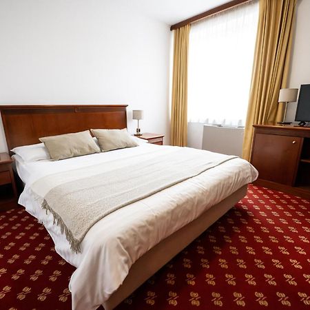 Hotel Zvezda Murska Sobota Eksteriør billede