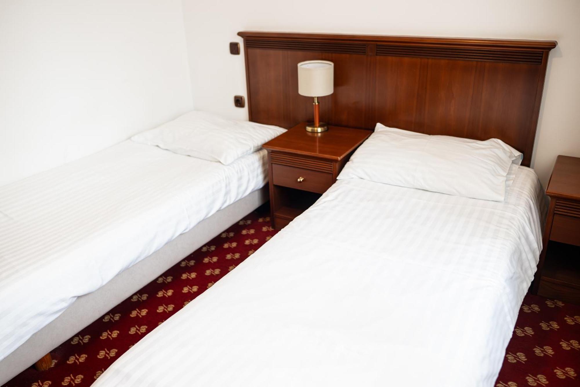 Hotel Zvezda Murska Sobota Eksteriør billede