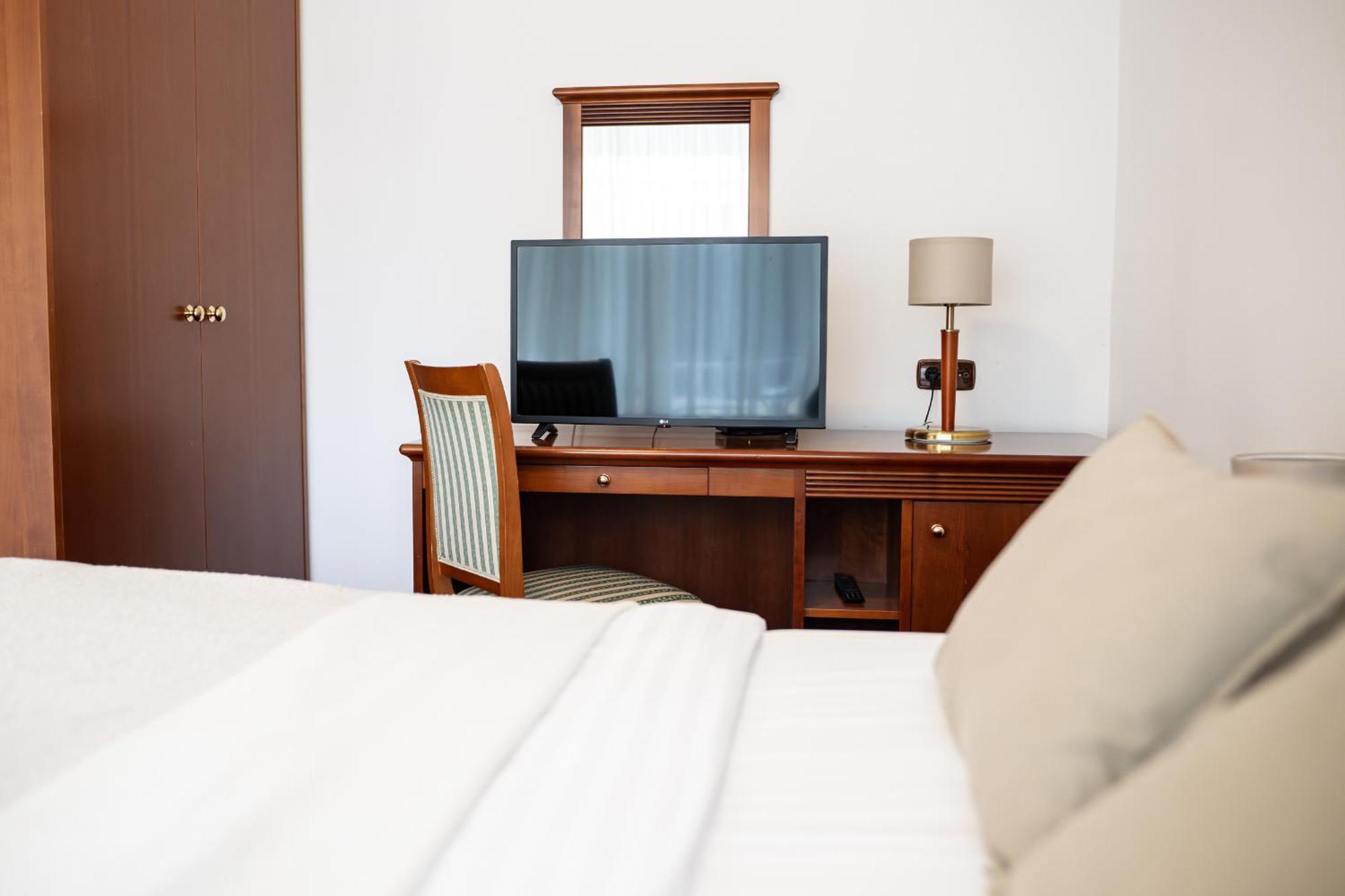 Hotel Zvezda Murska Sobota Eksteriør billede