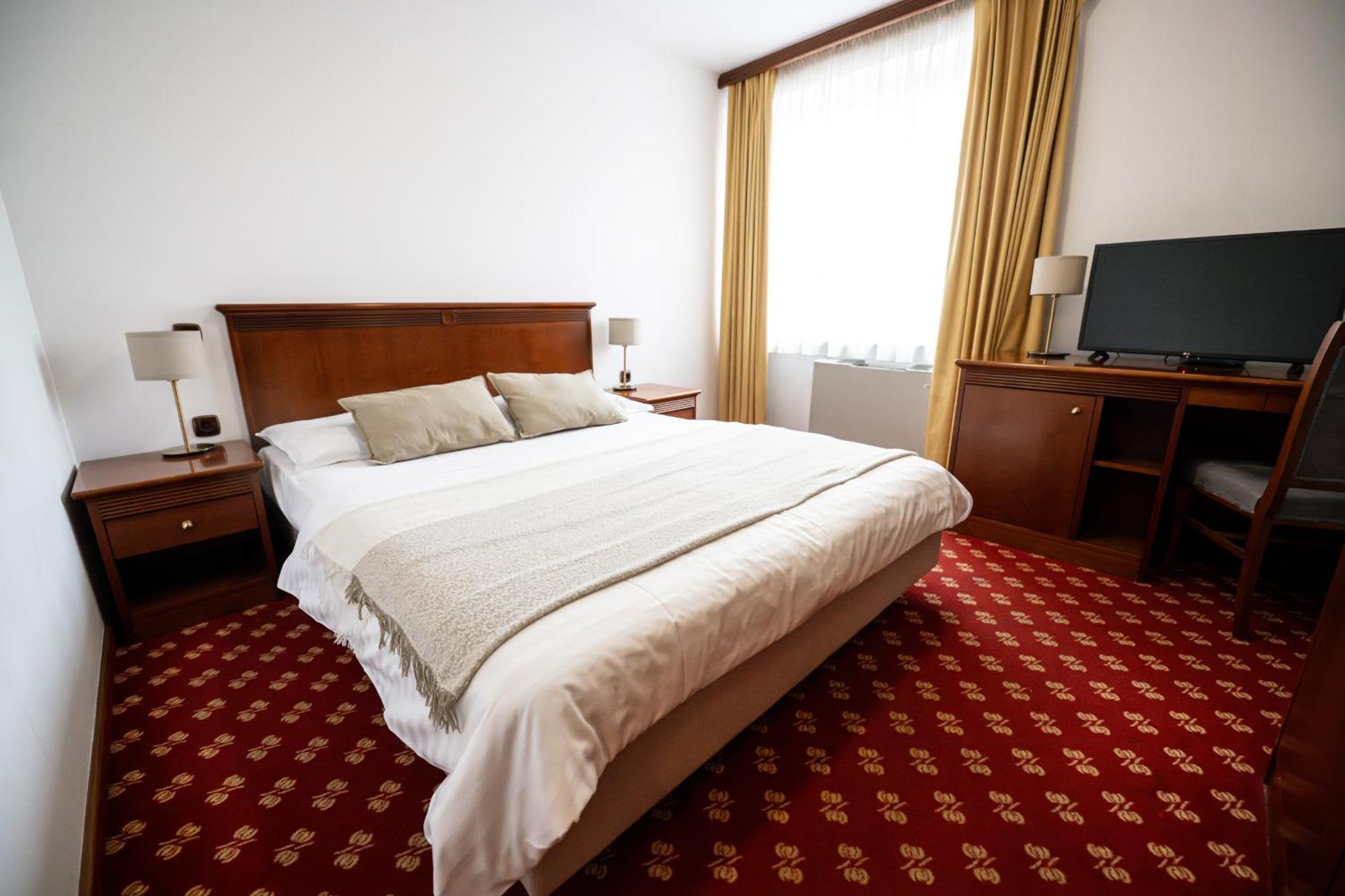 Hotel Zvezda Murska Sobota Eksteriør billede